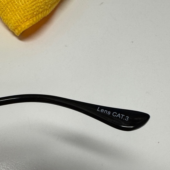 Quay Australia Purple Gradient Aviator Sunglasses - Picture 8 of 8